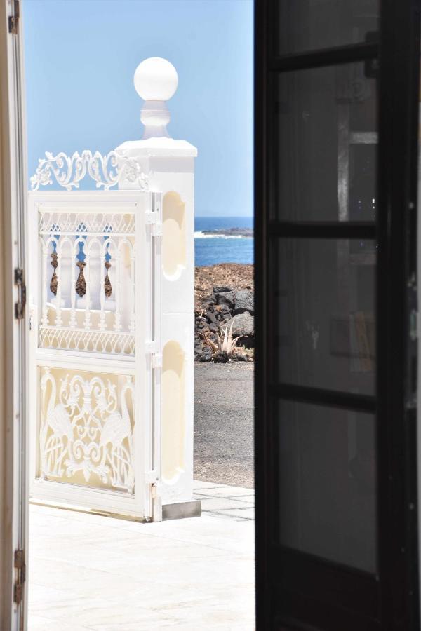 Oceanfront Escape, Alojamiento Verde Mar La Santa Exterior foto